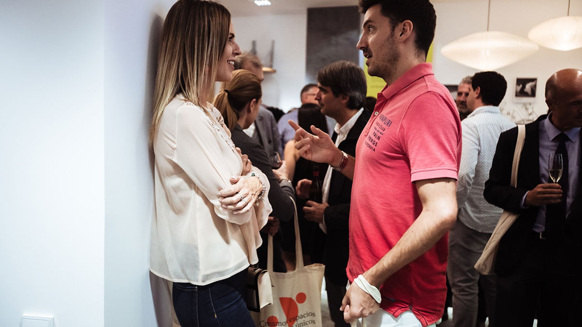 Showroom & Friends