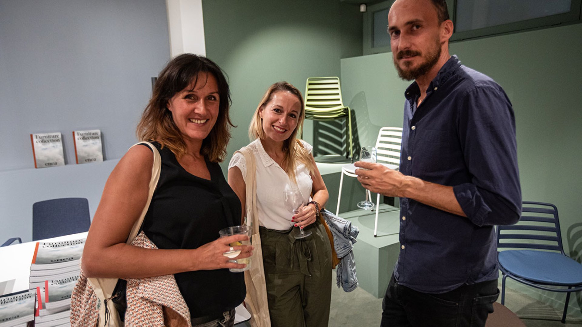 Showroom & Friends