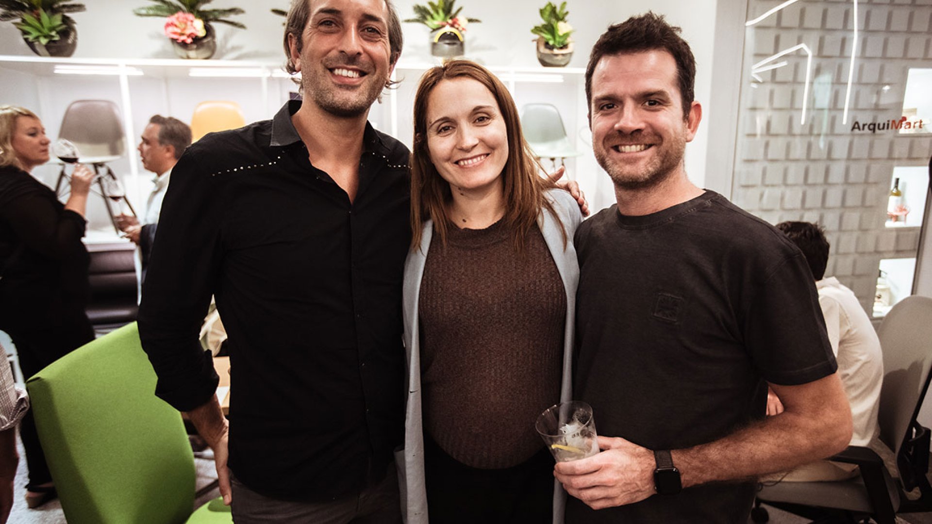 Showroom & Friends