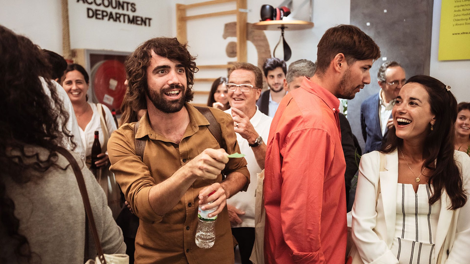 Showroom & Friends