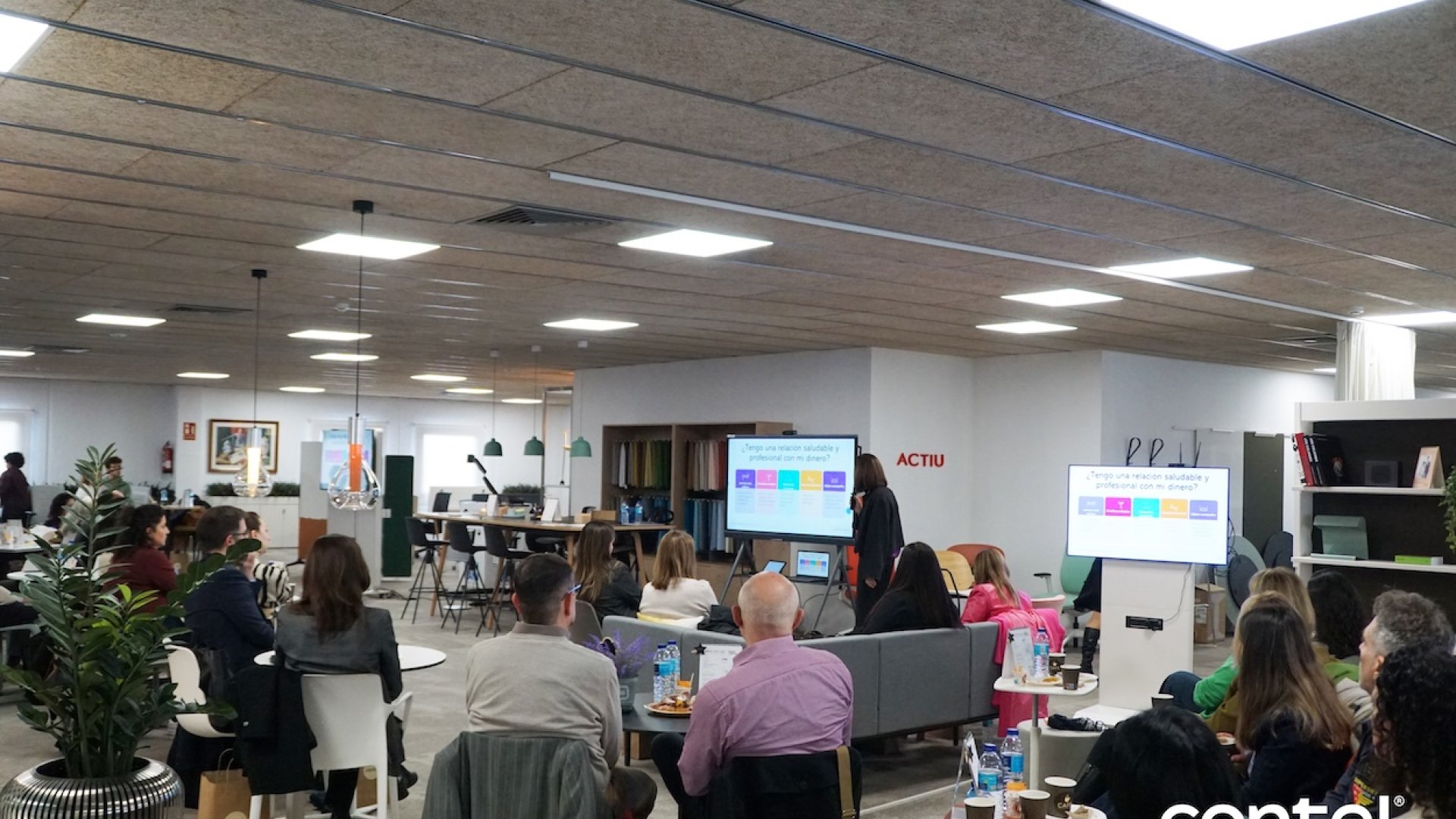 Reinventa Tu Relación con el Dinero