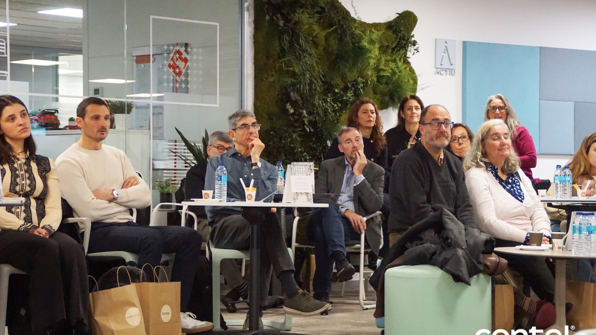 Reinventa Tu Relación con el Dinerov