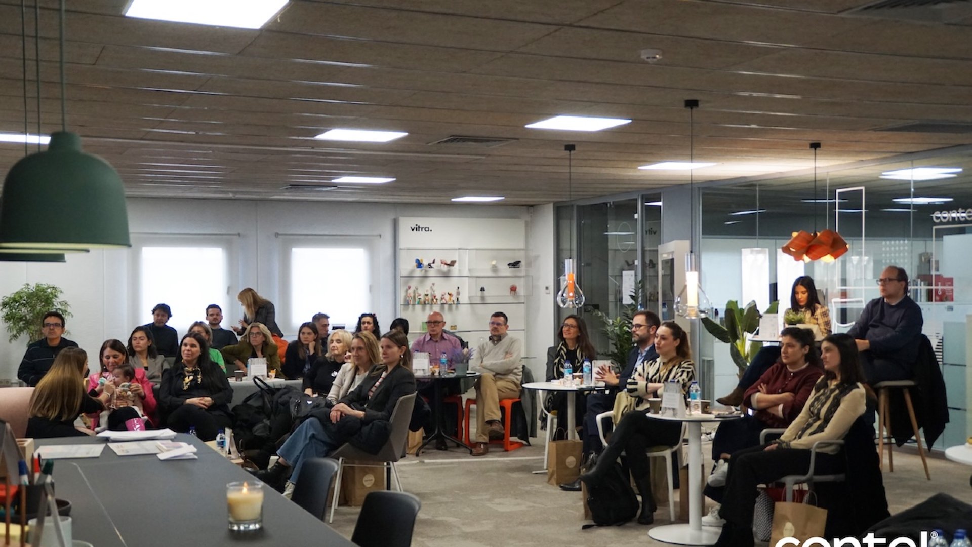 Reinventa Tu Relación con el Dinero