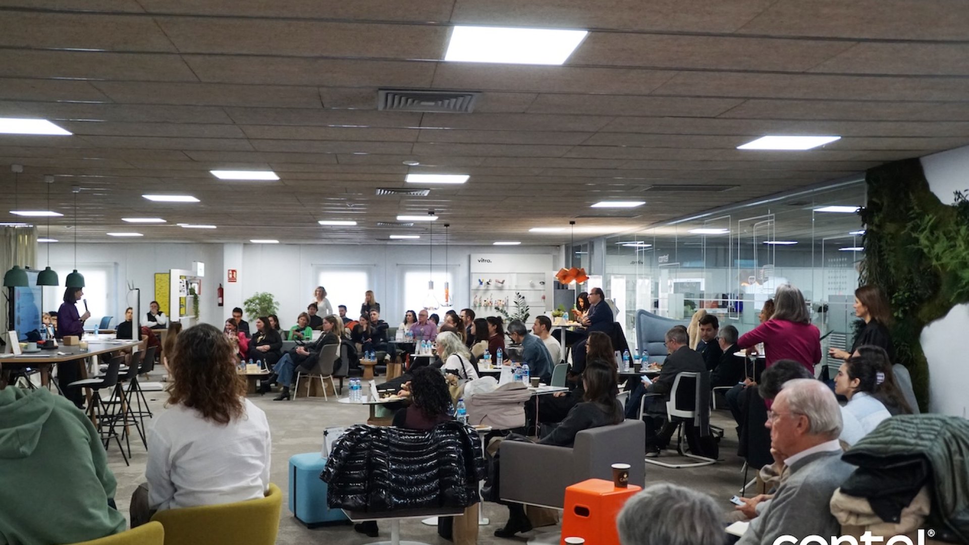 Reinventa Tu Relación con el Dinero